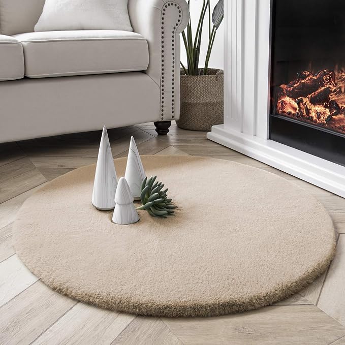 Ashler Faux Fur Rug, Ultra Soft Faux Rabbit Fur, 3 x 3 Feet Round, Machine by AshlerHomeDeco