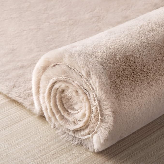 Ashler Faux Fur Rug, Ultra Soft Faux Rabbit Fur, 3 x 3 Feet Round, Machine - Image 6