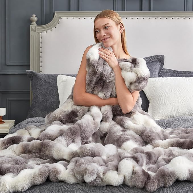 Cozy Bliss Faux Fur Throw Blanket - Image 4