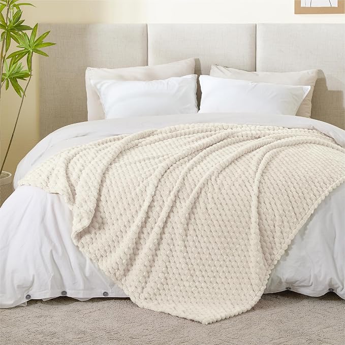 BEDELITE Fleece Blanket Twin for Bed Couch, 3D Jacquard Decorative Cream Throw - Image 5