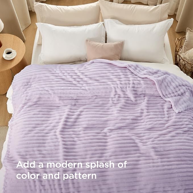 Bedsure GentleSoft Lavender Fog Full Blanket - Image 3