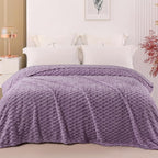 Exclusivo Mezcla Fleece Queen Blanket - Image 2