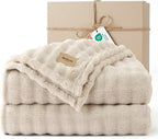Bedsure 3D Fleece Bubble Blanket by BEDSURE