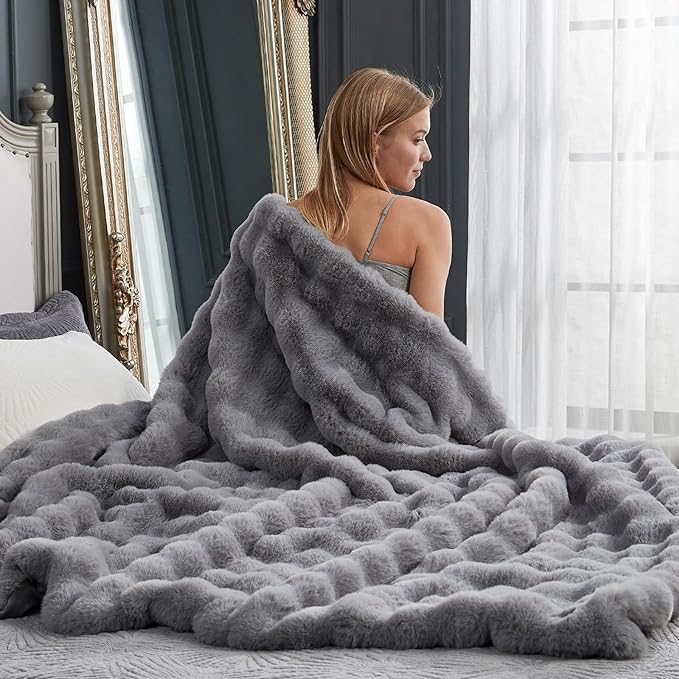 Cozy Bliss Faux Fur Throw Blanket - Image 2