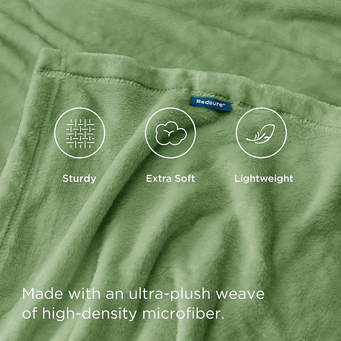 Bedsure GentleSoft Green Fleece Blankets King Size - Image 4