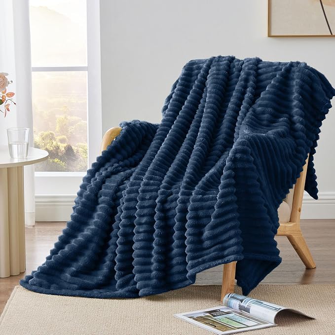 BEDELITE Twin Blanket for Couch & Bed, 300GSM Soft & Warm Fleece Blanket - Image 2