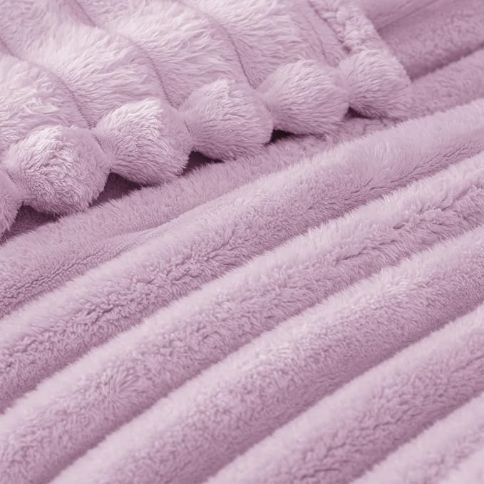Exclusivo Mezcla Queen Size Flannel Fleece Blanket, Super Soft Striped Jacquard - Image 4