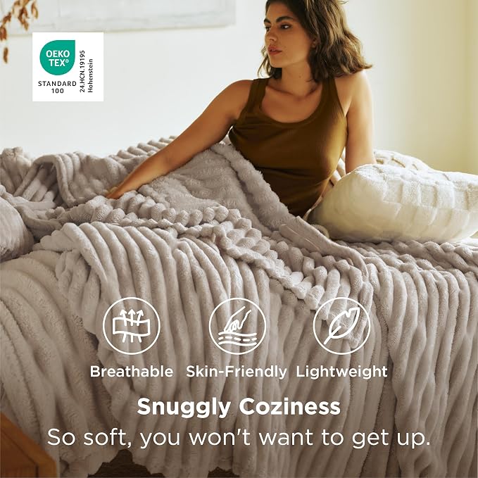 Bedsure GentleSoft California King Size Blanket - Image 3