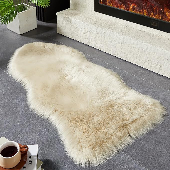 AMTOVO Faux Fur Rug, Fluffy Sheepskin Rug, Fuzzy Ultra Soft 2 x 4 ft Shag Rugs - Image 5