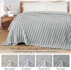 Exclusivo Mezcla California King Size Flannel Fleece Blanket, Super Soft - Image 3