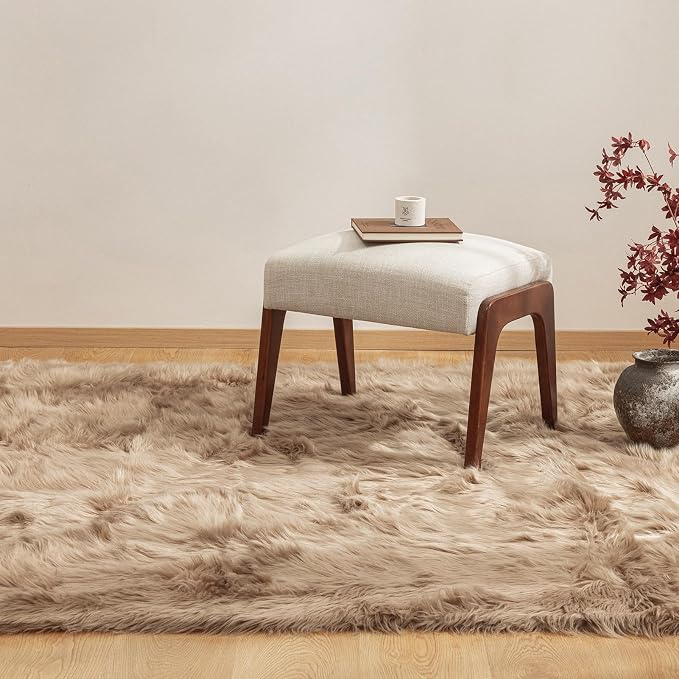 Ashler faux fur rug, Fluffy Shaggy Area Rug Ultra Soft 3 x 5 Feet Rectangle Fur - Image 4