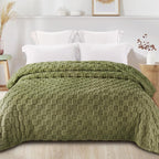 Exclusivo Mezcla Twin Size Flannel Fleece Blanket, Super Soft and Warm - Image 3