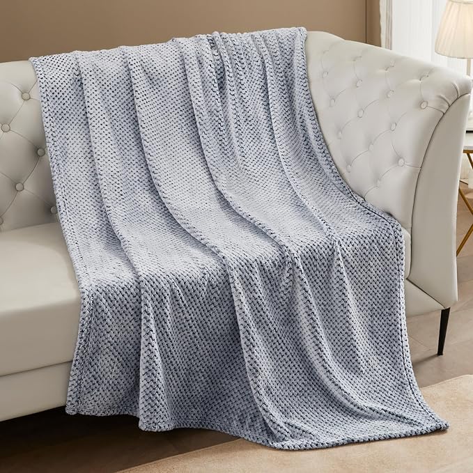 Exclusivo Mezcla Fleece Bed Blanket Queen Size, Super Soft and Warm Blankets - Image 4