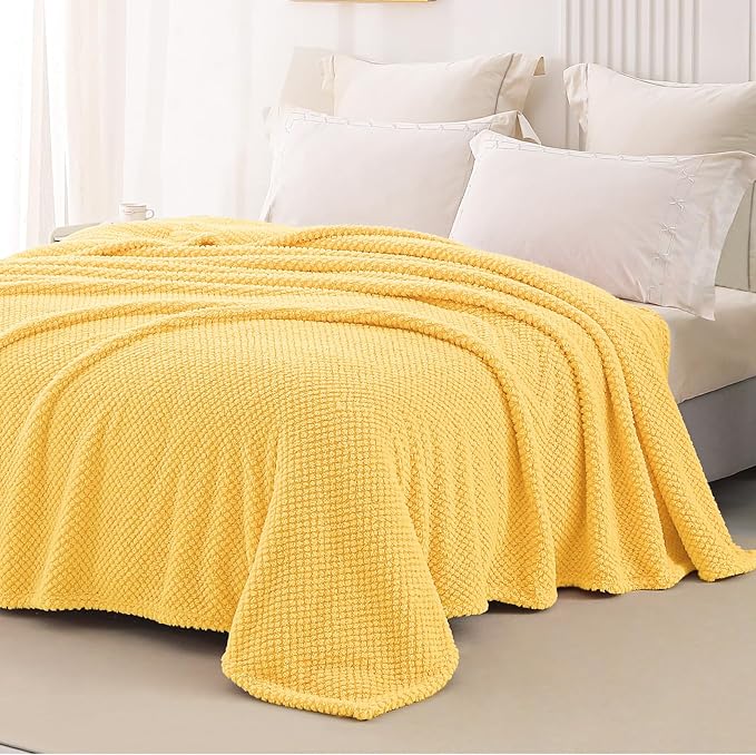 Whale Flotilla King Size Fuzzy Fleece Blanket - Image 4