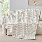BEDELITE Fleece Throw Blanket for Couch - Image 7