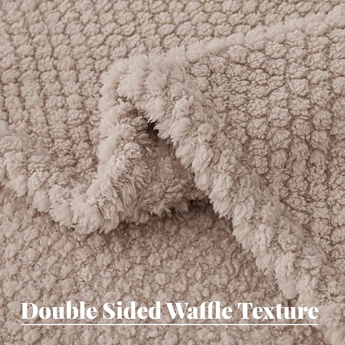 Whale Flotilla Twin Size Fuzzy Fleece Blanket - Image 6