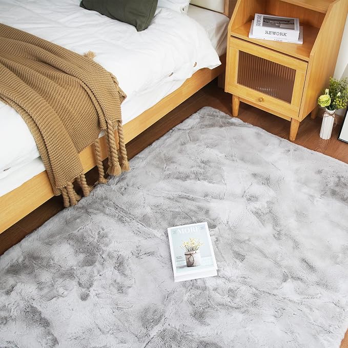 Ghouse Ultra Soft Faux Rabbit Fur Rug 5x8, Machine Washable Area Rugs - Image 2