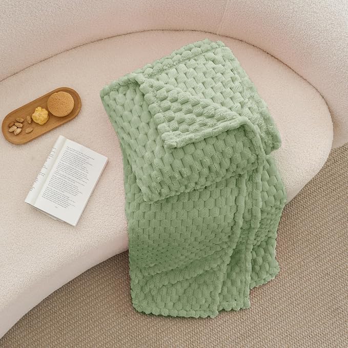 BEDELITE Fleece Blanket - Image 6