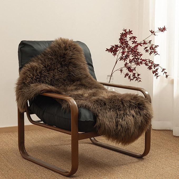 Ashler Faux Fur Rug, Fluffy Shaggy Area Rug, Ultra Soft 2.3 x 3.3 Feet - Image 2