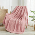 Exclusivo Mezcla Fleece Bed Blanket Queen Size, Super Soft and Warm Blankets - Image 4
