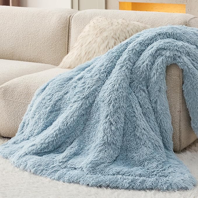 Bedsure GentleSoft Fuzzy Sherpa Faux Fur Blue Twin Blanket Cozy Gifts - Image 8