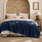 Bedsure 3D Fleece Bubble Blanket - Image 8