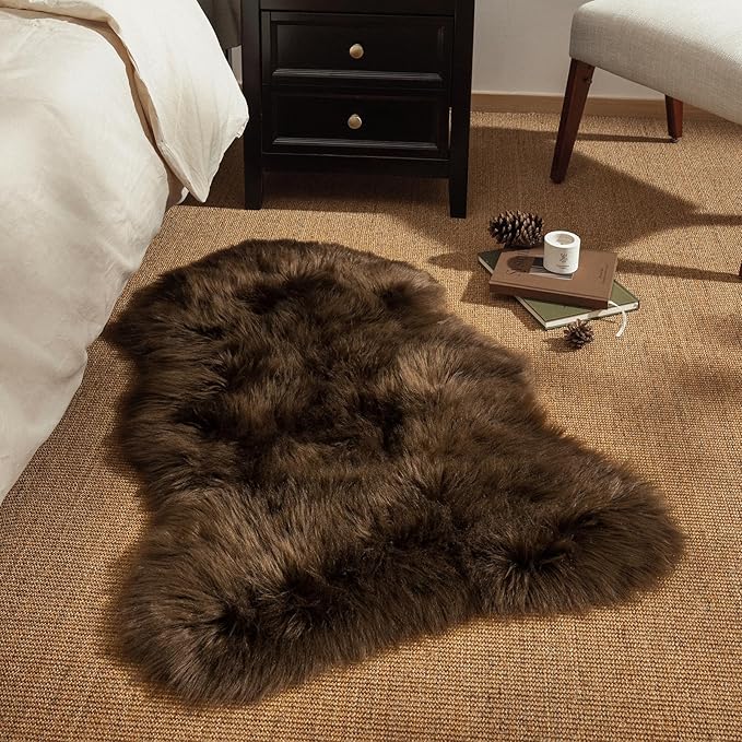 Ashler Faux Fur Rug, Fluffy Shaggy Area Rug, Ultra Soft 2 x 3 Feet Sheepskin Fur - Image 4