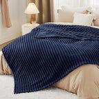 Bedsure GentleSoft Navy Fleece Blanket - Image 6