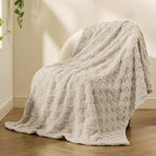 Bedsure GentleSoft Throw Blanket - Image 6