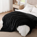 Bedsure GentleSoft Black Blanket Full Size - Image 6