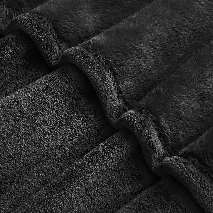 BEDELITE Big Fleece Blanket 120" x 120", Super Soft Fluffy Fuzzy Oversized King - Image 4