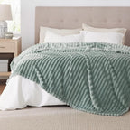 Bedsure GentleSoft Full Size Blankets - Image 2