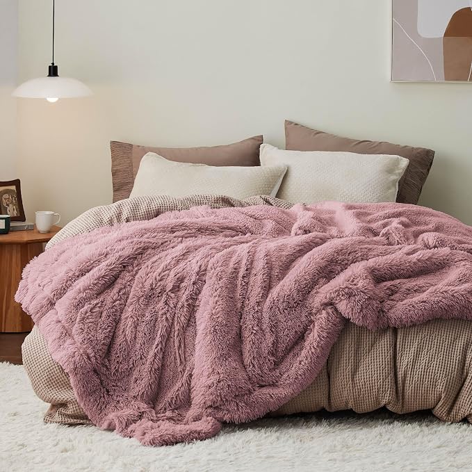 Bedsure GentleSoft Fluffy Dusty Pink Blankets Queen Size by BEDSURE