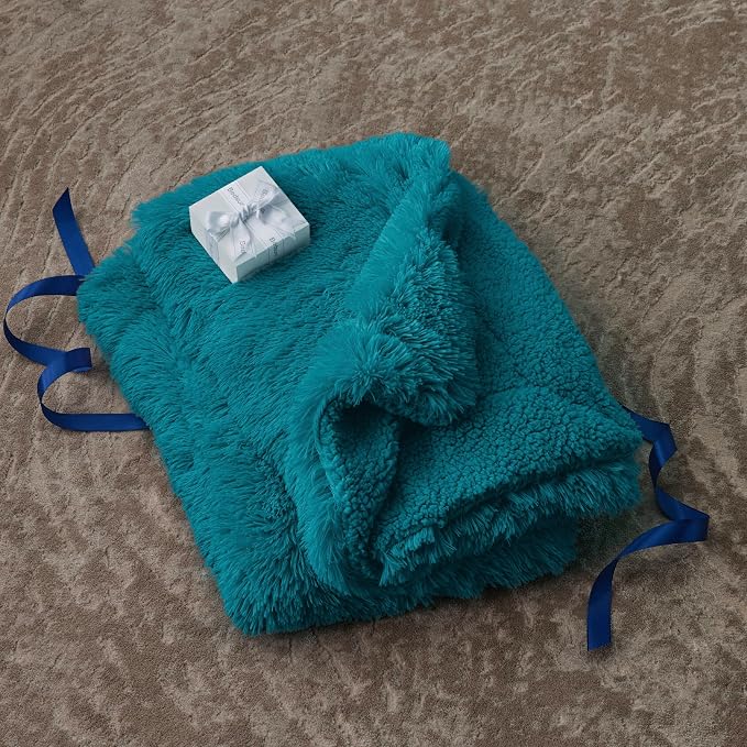 Bedsure GentleSoft Fuzzy Sherpa Faux Fur Twin Blanket Teal Cozy Gifts - Image 7