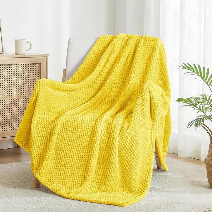 Exclusivo Mezcla Fleece Throw Blanket Extra Large, Super Soft and Warm Blankets by ExclusivoMezcla