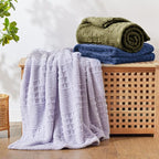 EXQ Home Fleece Throw Blanket for Couch or Bed - Image 7
