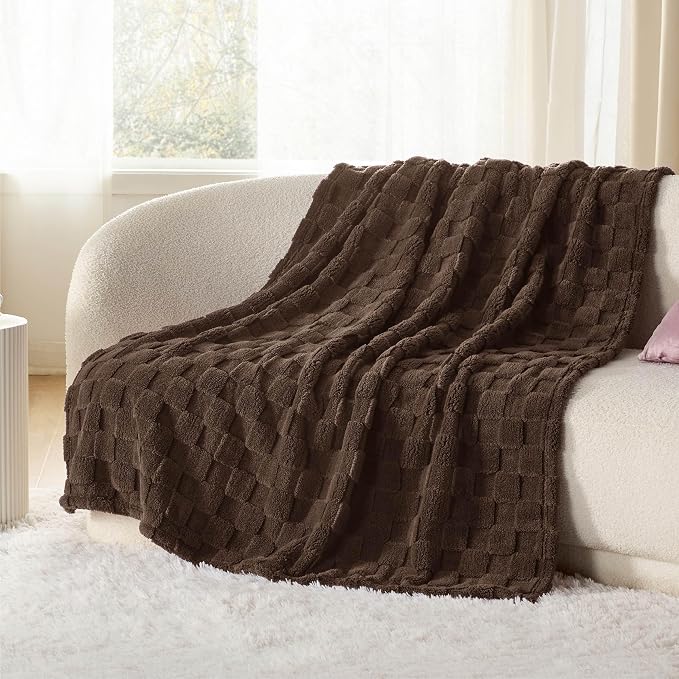 Bedsure GentleSoft Brown Throw Blanket - Image 6