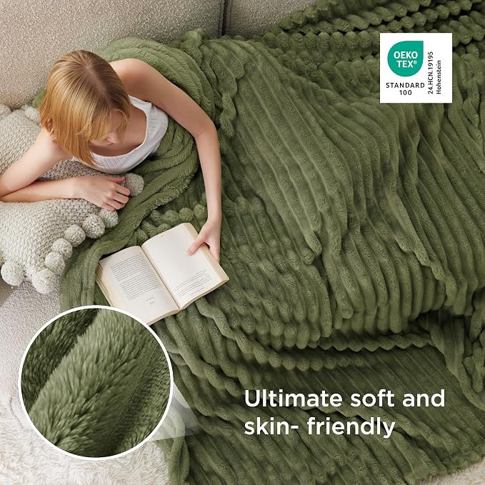 Bedsure GentleSoft Fleece King Blanket - Image 4