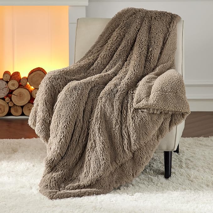 Bedsure GentleSoft Fuzzy Sherpa Faux Fur Twin Blanket, Soft Fleece Plush Warm - Image 7