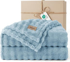 Bedsure 3D Fleece Bubble Blanket by BEDSURE
