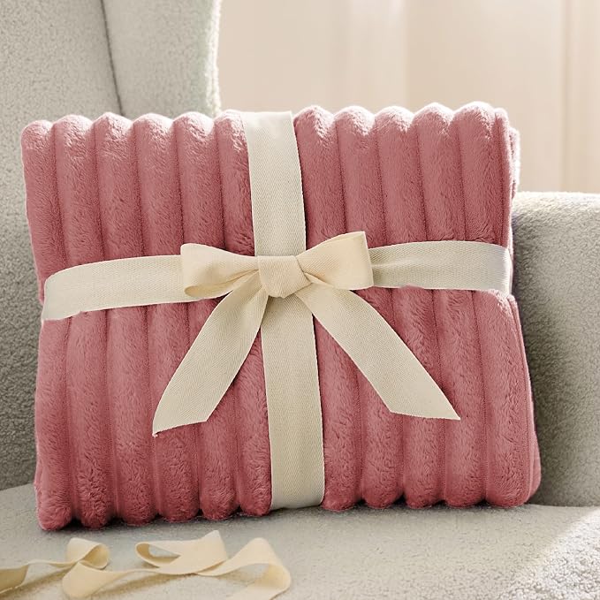 Bedsure GentleSoft Dusty Pink Twin XL Blanket - Image 7
