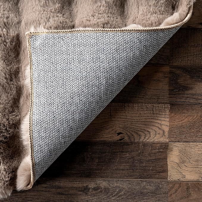 nuLOOM 5' x 8' Cozy Plush Area Rug, Machine Washable, Soft Fluffy Shag Carpet - Image 4